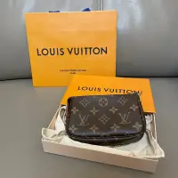 在飛比找蝦皮購物優惠-LV Mini Pochette Accessoires M