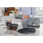 Rubbermaid Easy Find Lids Food Storage Containers with SilverShield Antimicrobia