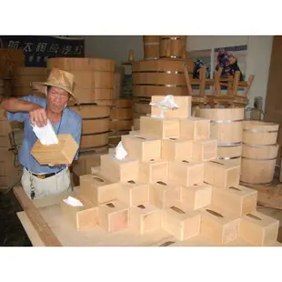 【芳民檜木工坊】60年經驗的國寶級老師傅親手製作《台灣檜木高腳椅 圓板凳》