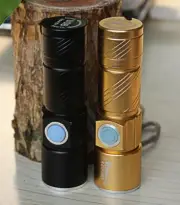 ZOOM LED USB RECHARGEABLE FLASHLIGHT 3 mode ADJUSTABLE flash Light 200+ Lumens