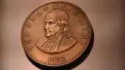 1972 BENJAMIN FRANKLIN MINT LARGE BRONZE MEDAL CALENDAR CHERUBS LARGE HEAVY NICE