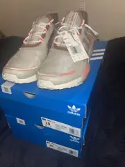 Size 10 - adidas NMD V3 2022(men’s new adidas shoes)