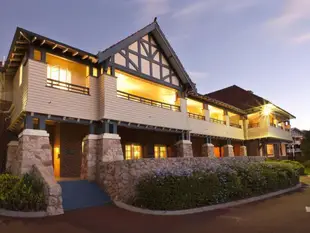 雅林角洞窟別墅飯店Yallingup Caves House Hotel