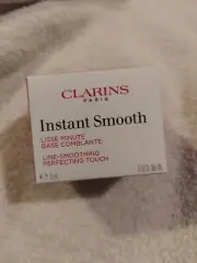 CLARINS Instant Smooth Perfecting Touch~15mL/ 0.50 Oz.