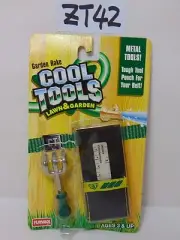 1995 HASBRO PLAYSKOOL TOY COOL TOOLS NOS NEW IN PACKAGE LAWN & GARDEN RAKE