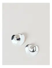 [Basque] Irregular Heart Stud Earring in Silver