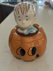 Hallmark LINUS Jack-o'-Lantern Pumpkin Ceramic Candy Jar NEW!
