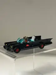 Vintage 1966 Corgi batmobile 267 very good condition first issue No tow hook