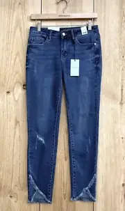 Judy Blue NWT New Guess Who Mid Rise Skinny Jeans Sz 28