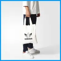 在飛比找Yahoo!奇摩拍賣優惠-Adidas 托特包 帆布袋 手提肩背 愛迪達 三葉草 購物