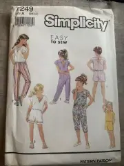 Simplicity Sewing Pattern 7249. Size A