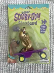 Scooby Doo & Shaggy on Skateboard w Pull Back Action Toy Figure Vintage 1998 NEW