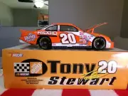TONY STEWEART 1/18 HOME DEPOT 1999 CAR BRAND NEW MINT CONDTION!!!!! BY ACTION!!!