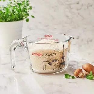 (二入組)【美國康寧】Pyrex SNOOPY 單耳量杯 1000ML