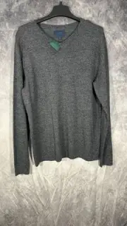 fairlane merino wool sweater Vneck Men’s Gray Size Large NEW Pullover Sweater