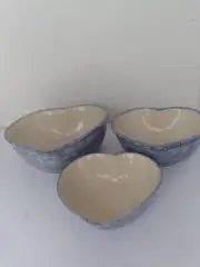 Flat Earth Pottery Heart Shaped 3 piece Stoneware Nesting Bowl Blue White