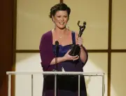 Catherine Zeta Jones Chicago accepts award Female Actor in a Supp- 2003 Photo 2