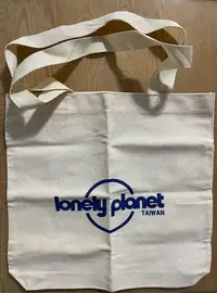 在飛比找Yahoo!奇摩拍賣優惠-(出清。新品) lonely planet Taiwan 帆