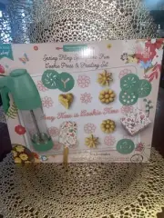 Handstand kitchen Cookie Press And Frosting Set NEW!!