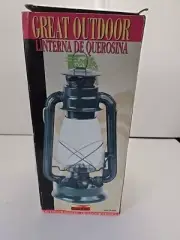 Guardian Great Outdoor Kerosene Lantern GN-15490 12" Red