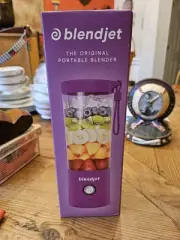 BlendJet2 Portable 16 oz USB-C Rechargeable Leak-ProBof Portable Blender Purple