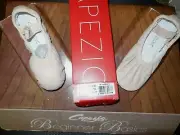CAPEZIO Lily #212C little GIRLS Sizes BPink Full Sole Ballet shoes "NEW"
