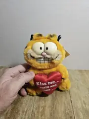 Vintage Garfield the Cat Plush Stuffed Animal 1981 Kiss me again again With Tags