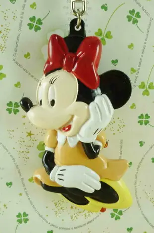 【震撼精品百貨】Micky Mouse 米奇/米妮 鑰匙圈-米妮側坐 震撼日式精品百貨