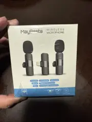 MAYBESTA Professional Wireless Lavalier Lapel Microphone