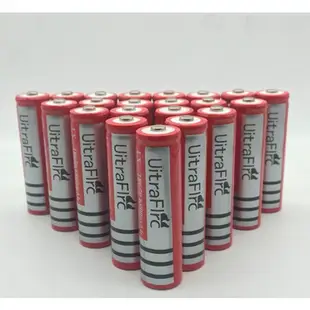 18650鋰離子充電鋰電池高容電芯強光手電3.7V (6800mAH) 18650循環充電電池 充電電池 大容量