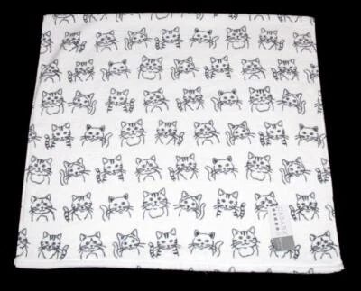 Casaba Varied Poses Dark Grey Outlined CATS Whiskers Velour Bath Towel NWT DISC