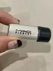 MAC Cosmetics Vanilla Pigment Mini