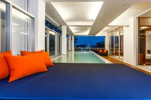 普吉鎮的3臥室 - 0平方公尺/3間專用衛浴The Quarter 301 - Luxury Surin 3 BR, private pool