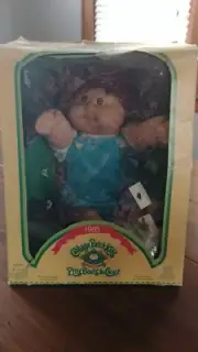 FRENCH 1985 ADOPTABLE COLECO CABBAGE PATCH DOLL. AINSLEY HAROLD.