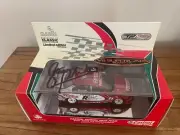 CLASSIC CARLECTABLES CASTROL 2005 VY HOLDEN COMMODORE RICHARDS SIGNED 1:43