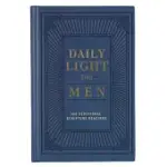 DEVOTIONAL DAILY LIGHT FOR MEN HC