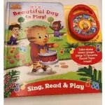 二手DANIEL TIGER品格教育音樂有聲書（硬頁）