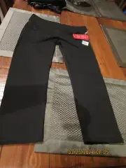 NWT BCG Girls Training Solid Capri color Black Size XL