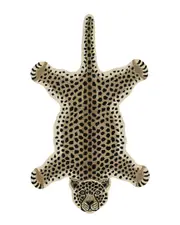 Linon Jungle Cheetah Shaped Accent Rug