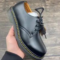 在飛比找Yahoo!奇摩拍賣優惠-Dr.martens 馬丁靴1461 低幫三孔馬丁靴男女戶外