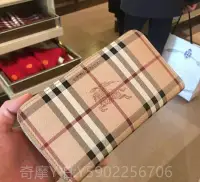 在飛比找Yahoo!奇摩拍賣優惠-二手正品 Burberry 經典戰馬格紋 拉錬長夾钱包 多款