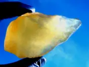 Libyan Desert Glass Meteorite Tektite impact specimen( 775 crt)Pre Historic Tool