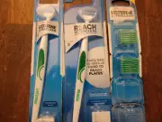 Set of 2 REACH Ultraclean Access Flossers With 25 Head Refills