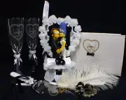 Y Homer Marge Simpsons wedding Cake topper LOT Glasses server set guest book pen