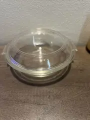 Vintage Pyrex 123-723.B Clear Glass Banded Round Casserole Dish Scroll Handles