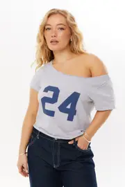 [Supré] Supré - Blake Off Shoulder Graphic Tee - Grey marle/24 S GREY MARLE/24