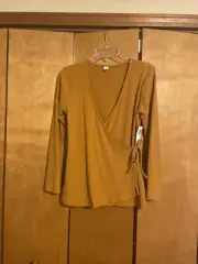 Womens Old Navy Wrap Top Size Medium NWT