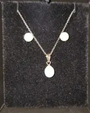Freshwater pearl silver stud earrings and pendant set