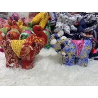 在飛比找蝦皮購物優惠-現貨  泰國🇹🇭北部清邁手工製作 泰式布料 當地大象娃娃 收