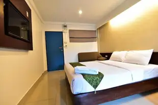 素萬納普機場L42青年旅館L42 Hostel Suvarnabhumi Airport